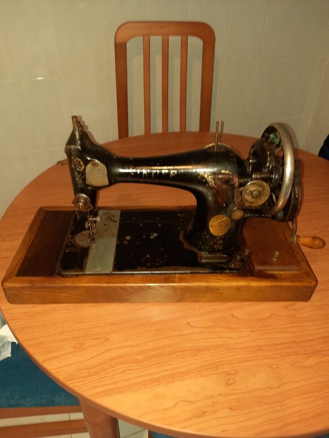 Máquina de coser SINGER