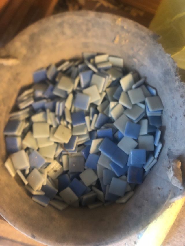 Cubo con gresites para piscina o para lo que quier