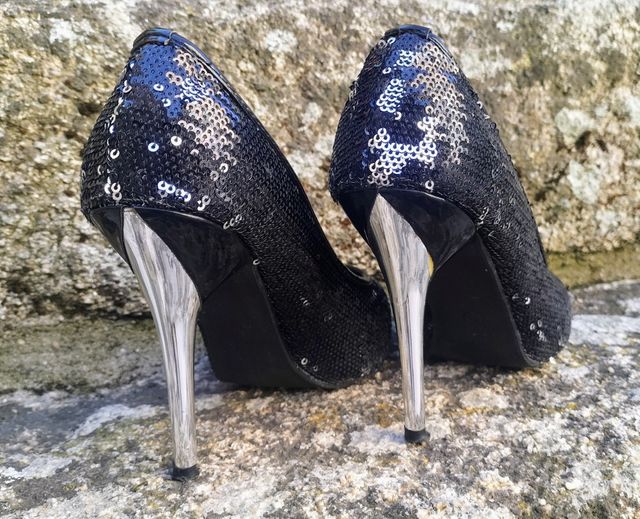 Tacones de fiesta negros Cristian Lay