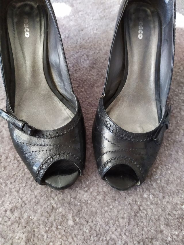 Zapato de piel de tacón negro 38 Fosco