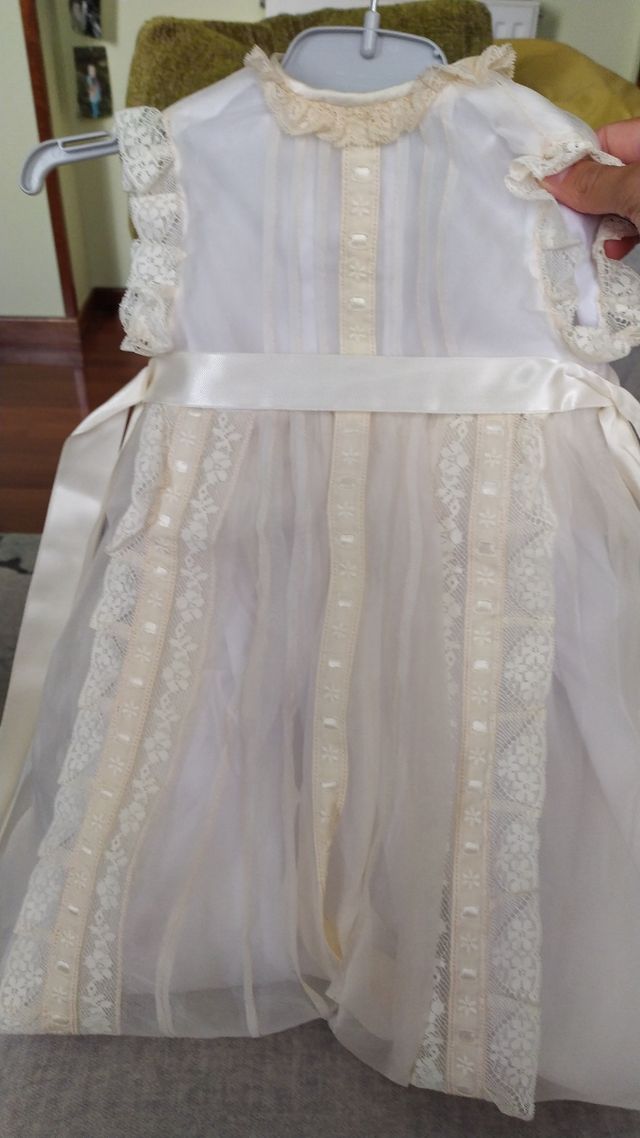 Un vestido bautizo hecho a mano. 3/6m