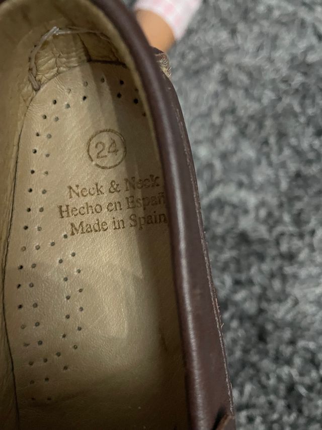 Zapatos mocasines de piel marrón número 24 nuevos