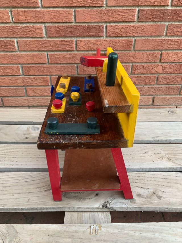 ANTIGUO BANCO DE TRABAJO DE MADERA INFANTIL !!