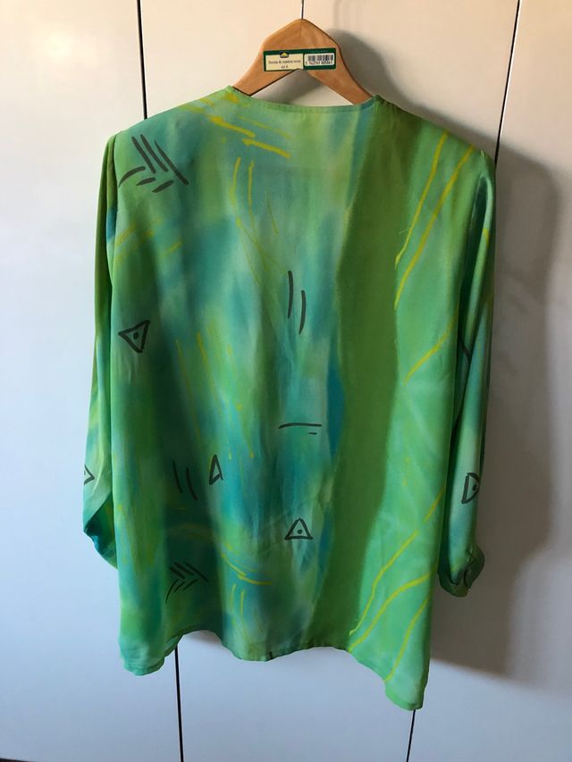Camisa verde manga larga botones