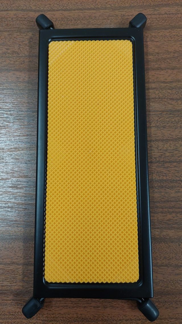 Apoio de pé para guitarra