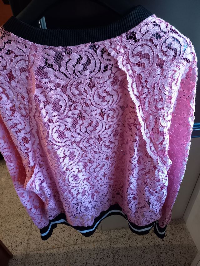 blusa pizzo rosa zara