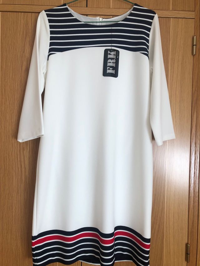 Vestido mujer, a estrenar, con etiqueta.