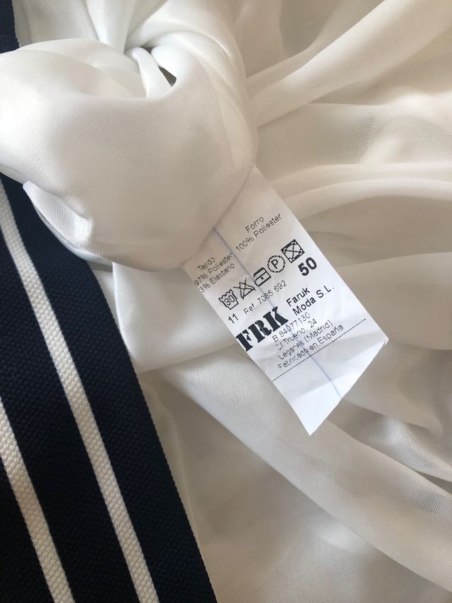 Vestido mujer, a estrenar, con etiqueta.