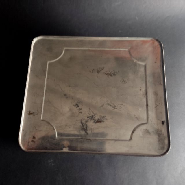 VECCHIA SCATOLA DI INFUSI SELEZIONATI