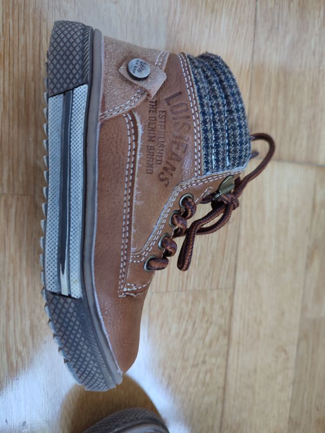 Botas camel, talla 24, lois
