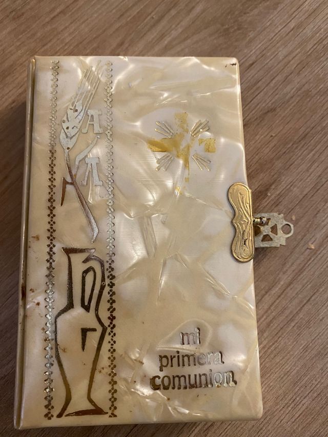 Libro primera comunión