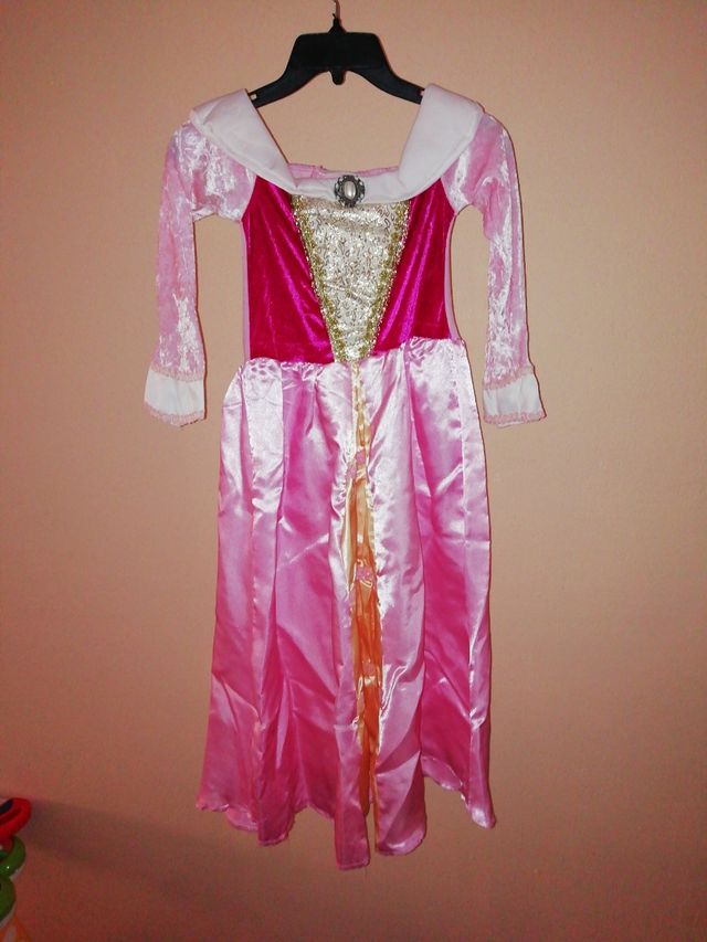 Barato disfraz princesa y otras de segunda mano por 12 EUR - Main Image
