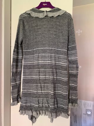 Cardigan, Motivi 36