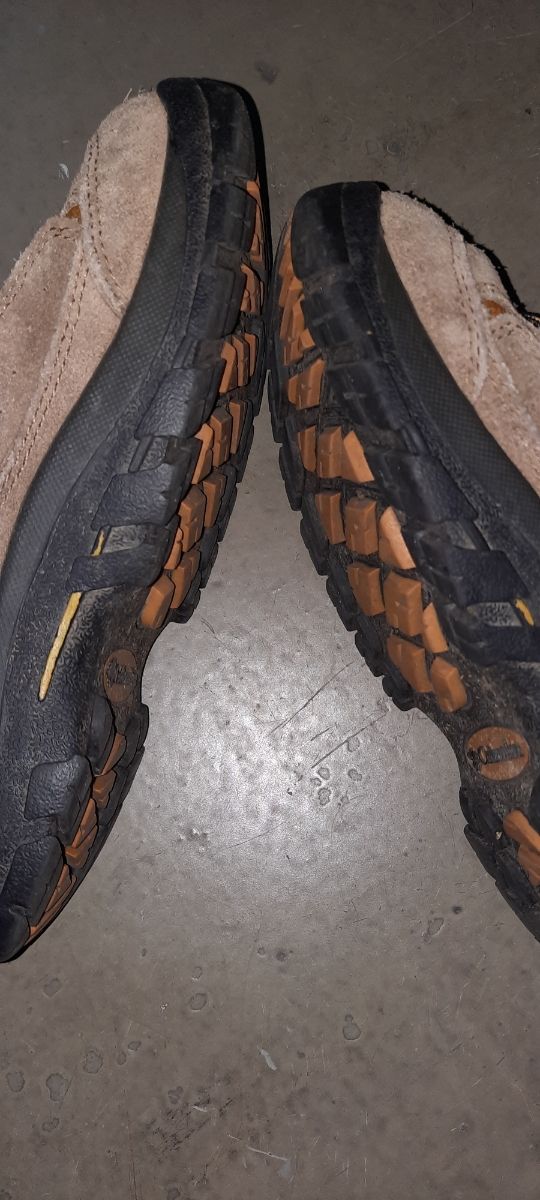 Botas de motaña Columbia talla 34