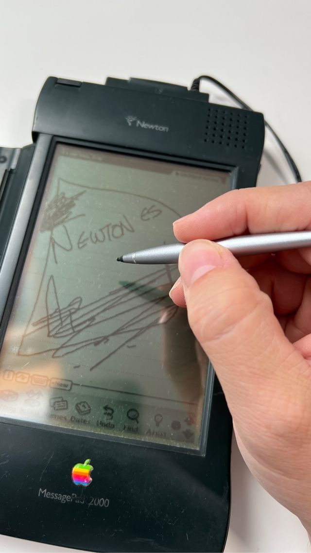 Apple Newton MessagePad 2000