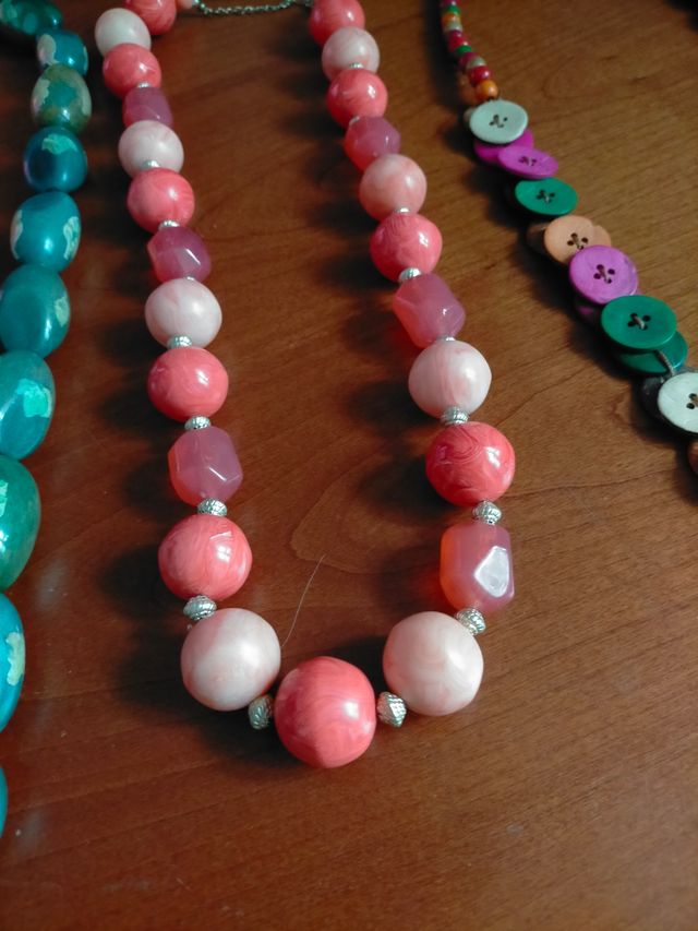 5 Collares bisutería 
