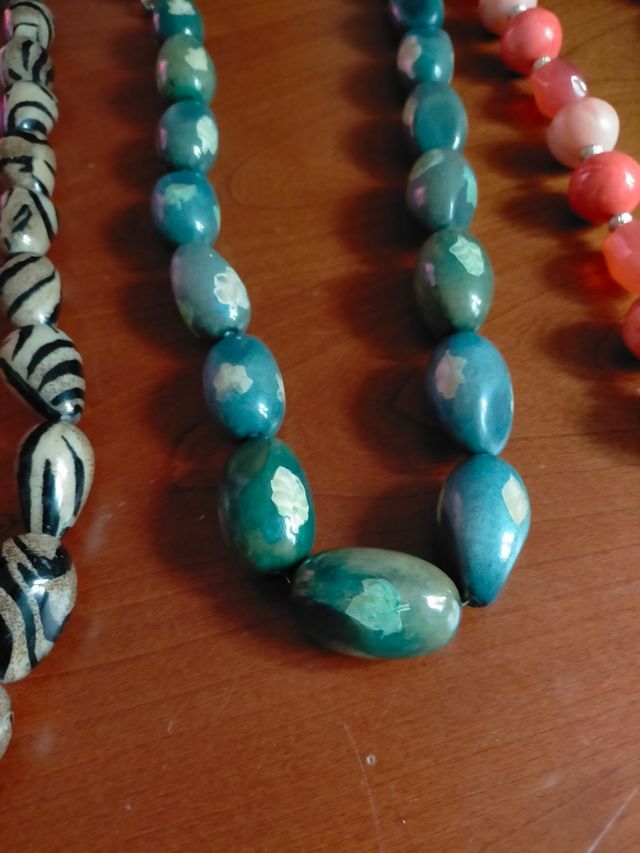 5 Collares bisutería 