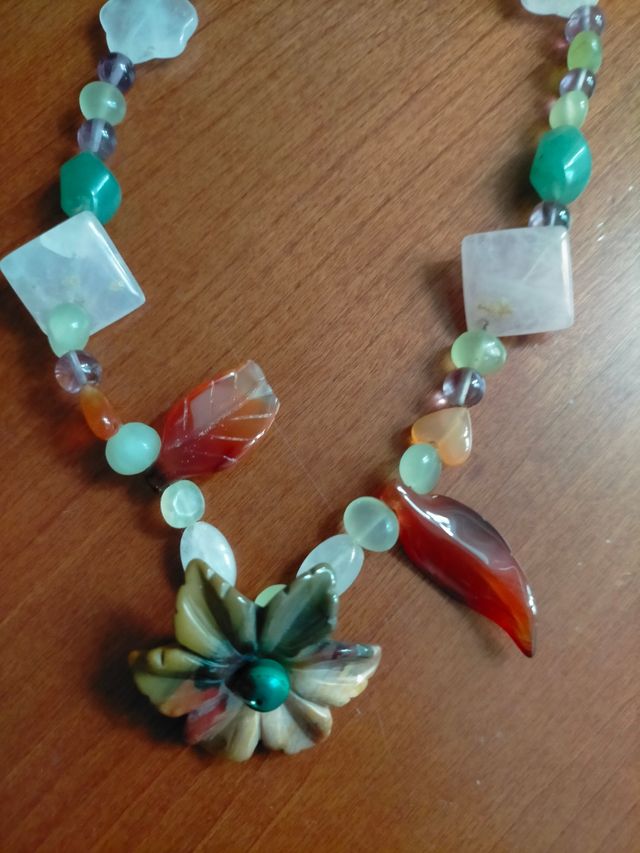 9 Collares bisutería 