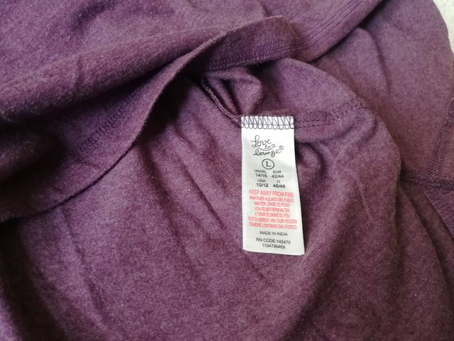 Camiseta Minnie Mouse Disney.