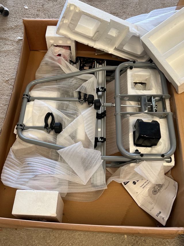 Portabicicletas marca suzuki vitara sin estrenar.