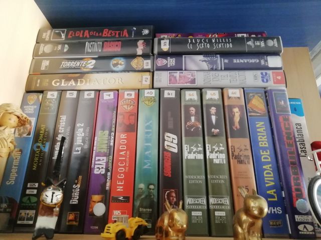 Peliculas en VHS - 2 € la unidad