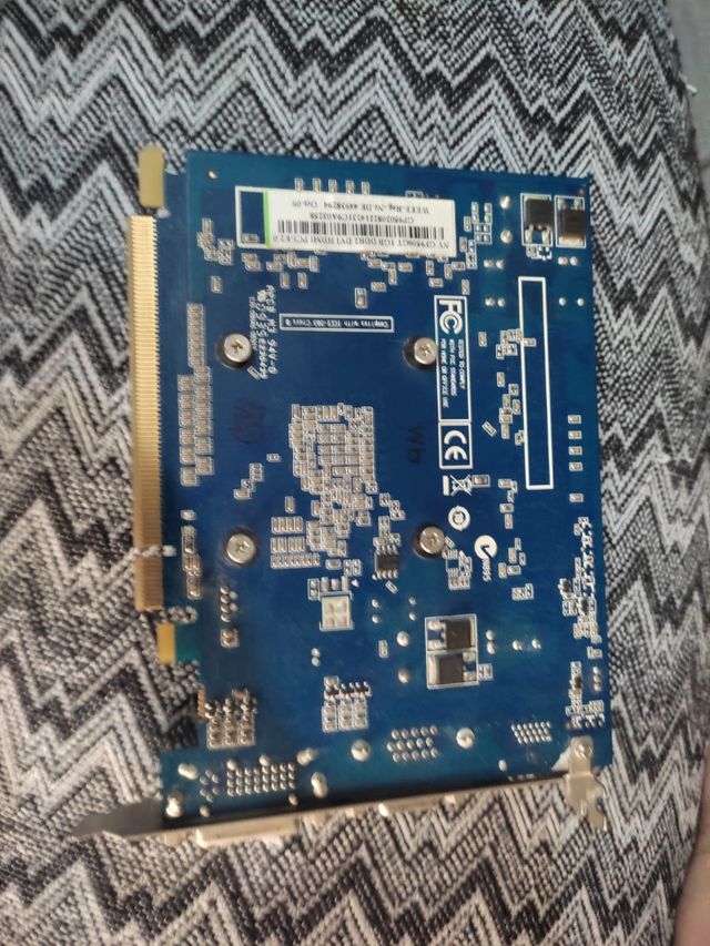 gráfica Nvidia gf9500gt 1gb ddr2