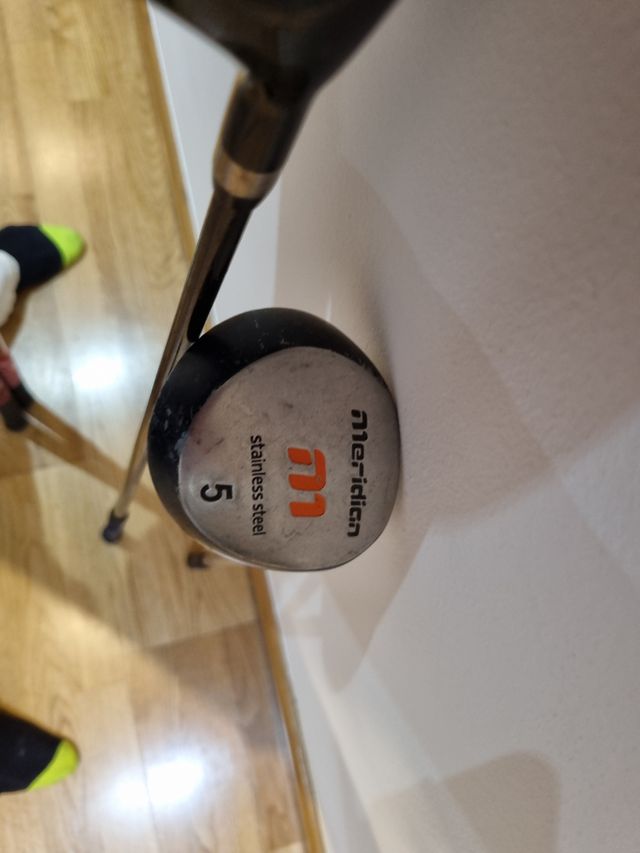 maderas 4 maderas golf diferentes tamaños. Animate