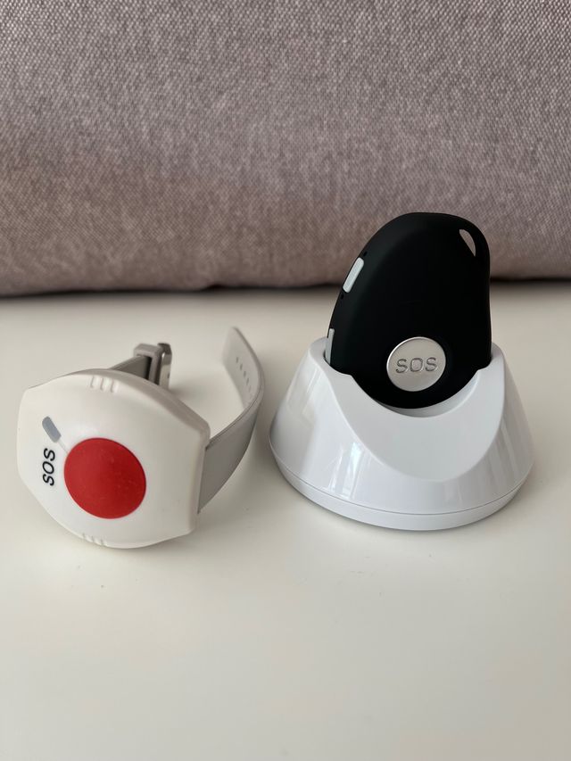 Dispositivo de llamada de emergencia