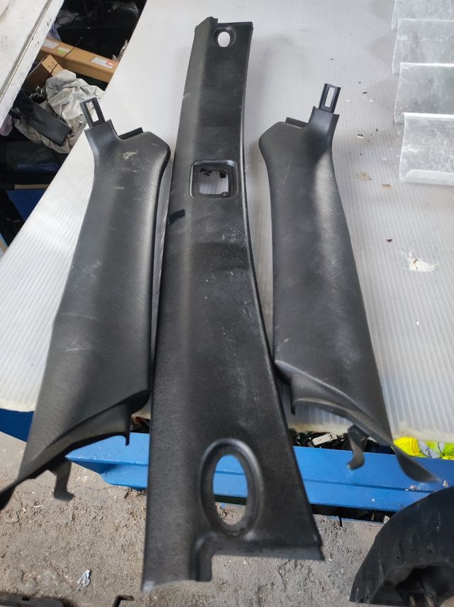 Guantera, tiradores, guarnecidos y tubo aire MX5