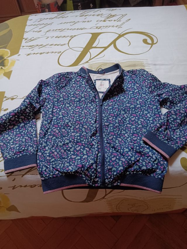 Casaco para meninas.