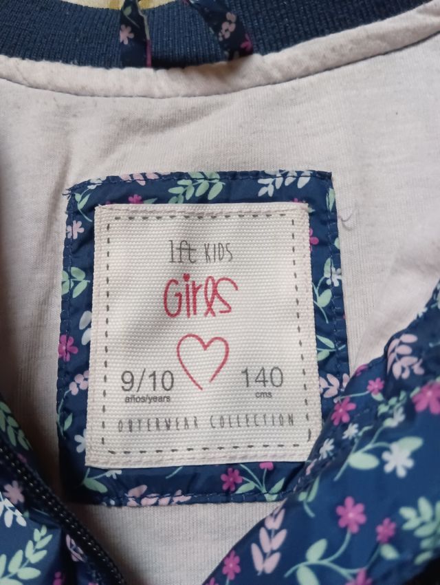 Casaco para meninas.