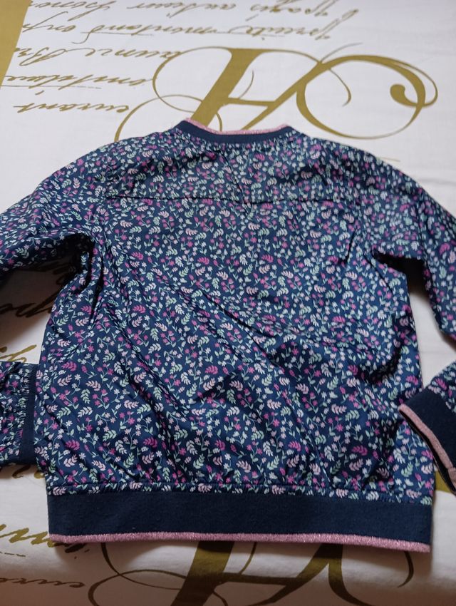 Casaco para meninas.