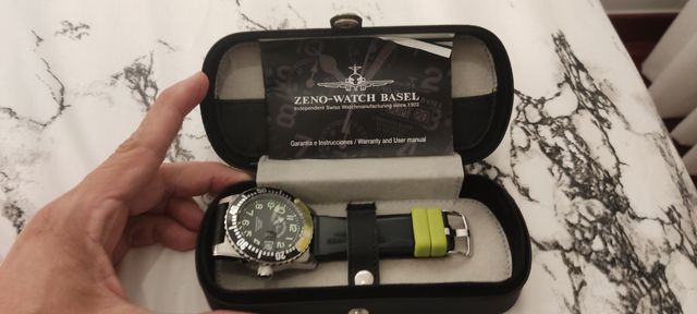 Reloj ZENO-WATCH BASEL