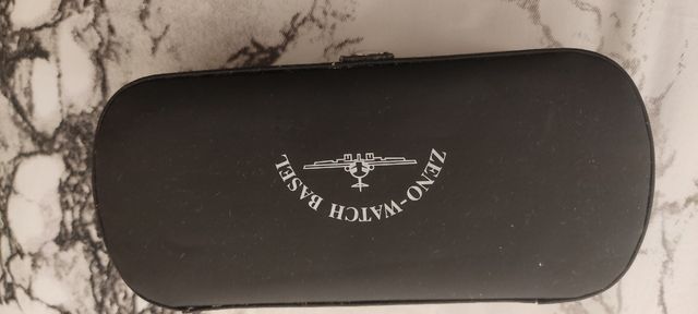 Reloj ZENO-WATCH BASEL