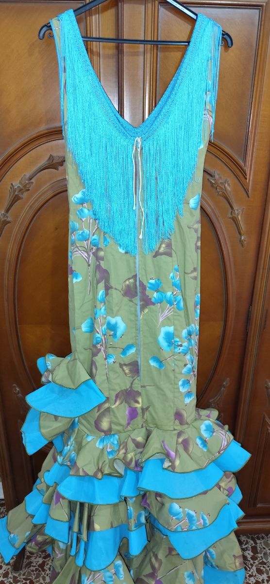 vestido flamenca y accesorios
