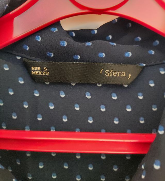 Camisa azul marino estampado