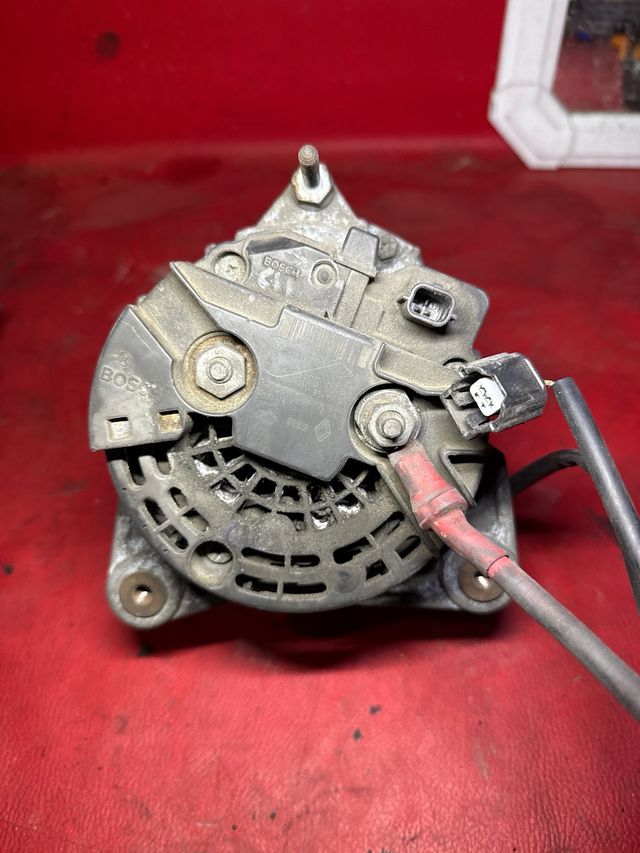 Alternador 0124425071 renault clio III