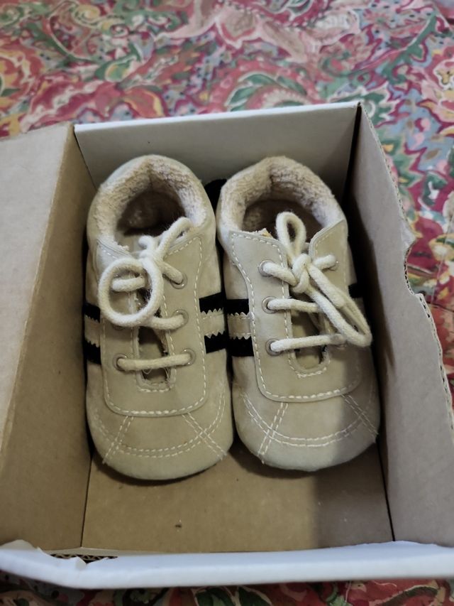 Zapatitos talla 19