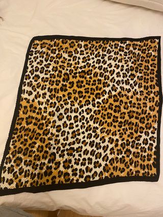 Pañuelo leopardo