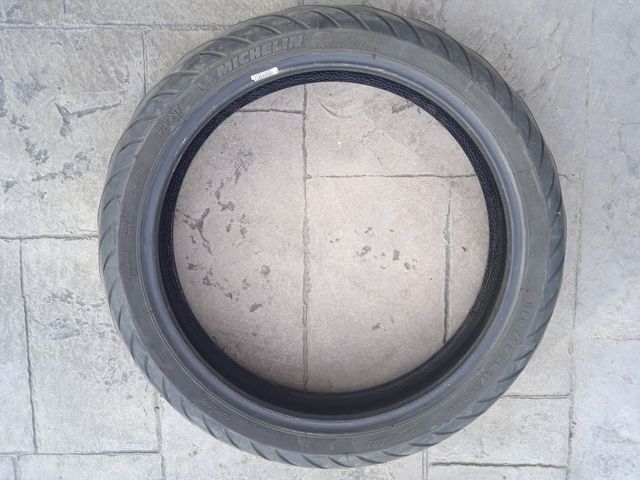 Rueda delantera Michelin Pilot 120/70