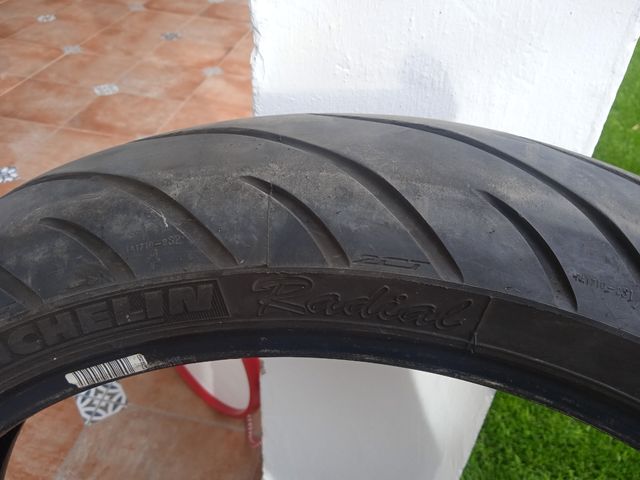 Rueda delantera Michelin Pilot 120/70