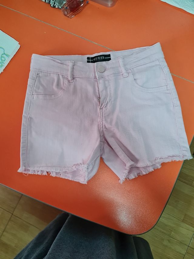 pantalón corto Guess  talla 10
