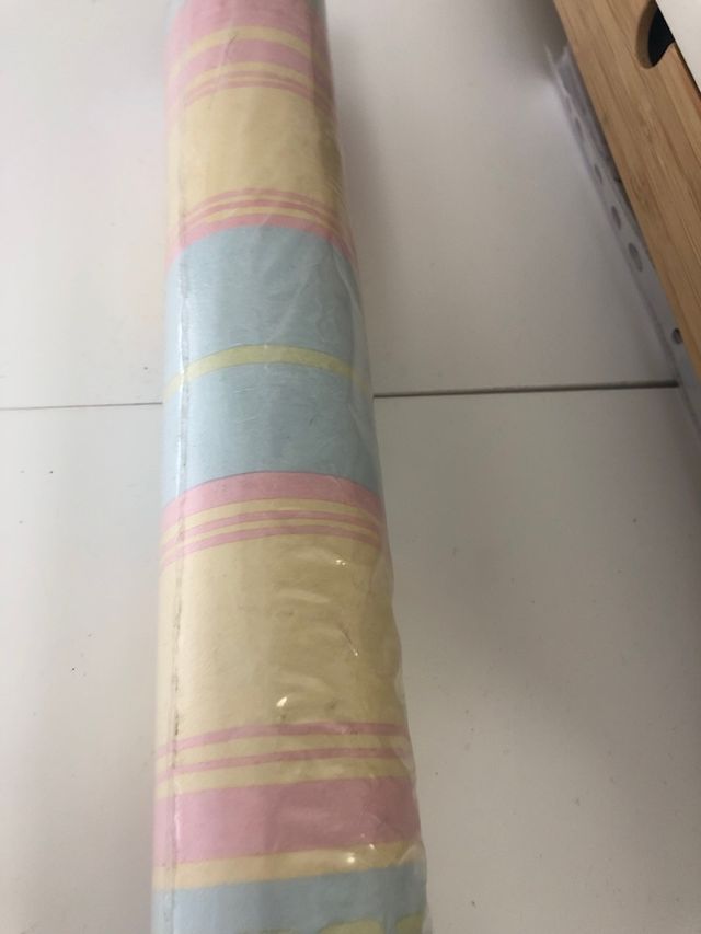 Carta da parati nuova