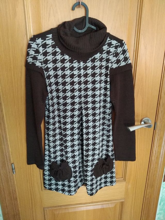 lote 5 vestidos mujer y camiseta deportiva talla L