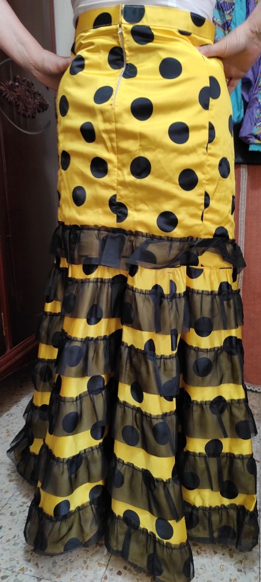 Gonna flamenco fatta a mano taglia L