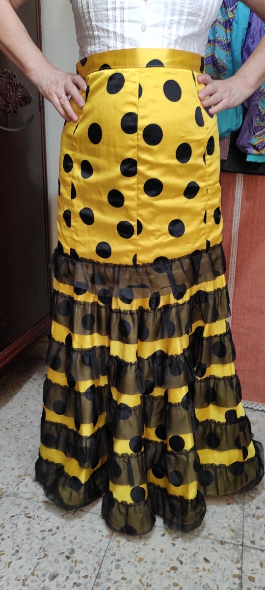 Gonna flamenco fatta a mano taglia L