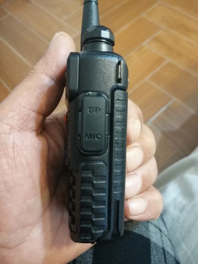 Baofeng uv-5r triband