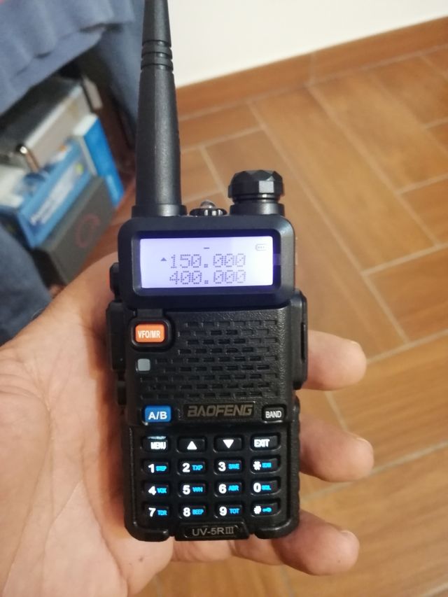 Baofeng uv-5r triband