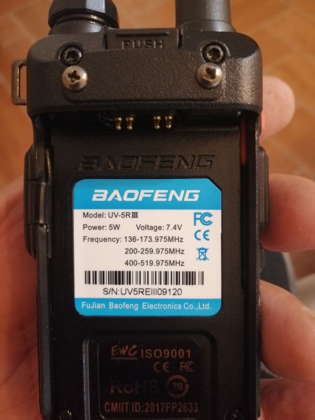 Baofeng uv-5r triband