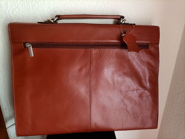 Maletín de piel